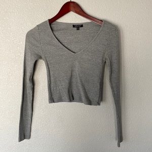 Top shop ribbed cropped v neck gray top